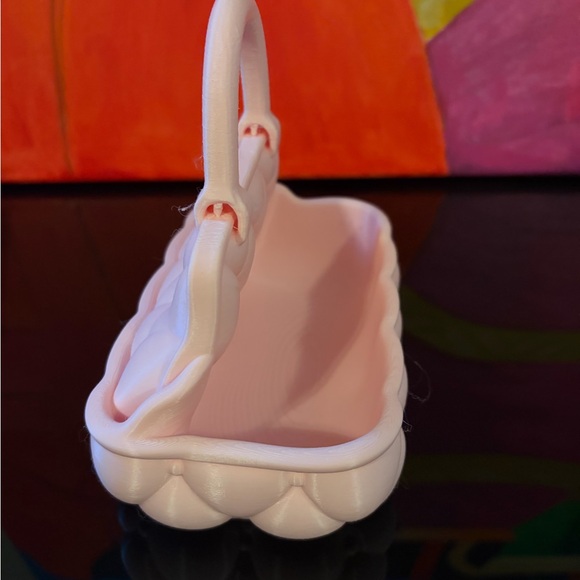 3D Printed Elegant Pink Quilted Handbag. - Picture 4 of 6